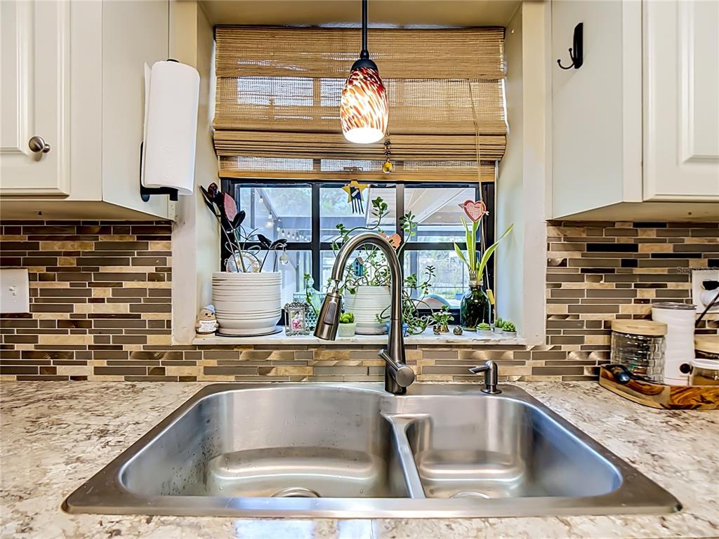 3465 Jamie Street Mulberry, FL 33860 - Photo 10 of 69