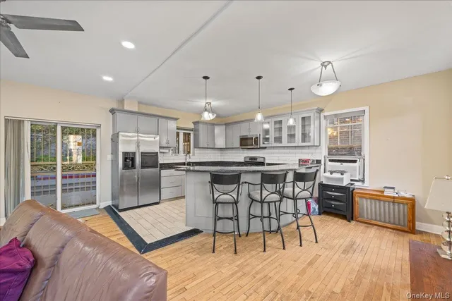 $795,000 | 3607 Irwin Avenue | Kingsbridge