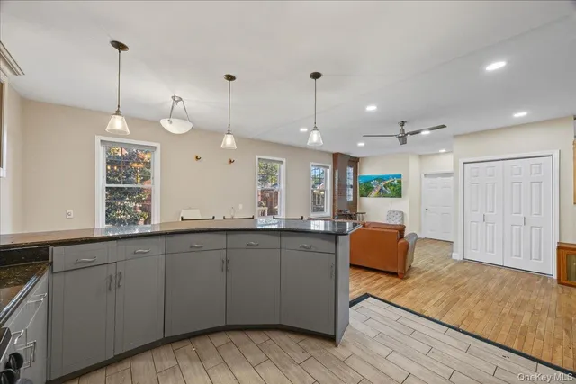 $795,000 | 3607 Irwin Avenue | Kingsbridge