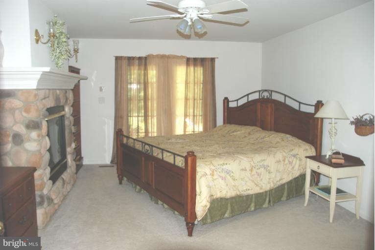 2108 Dargan Road Sharpsburg, MD 21782 - Photo 21 of 26 Bedroom (Master)