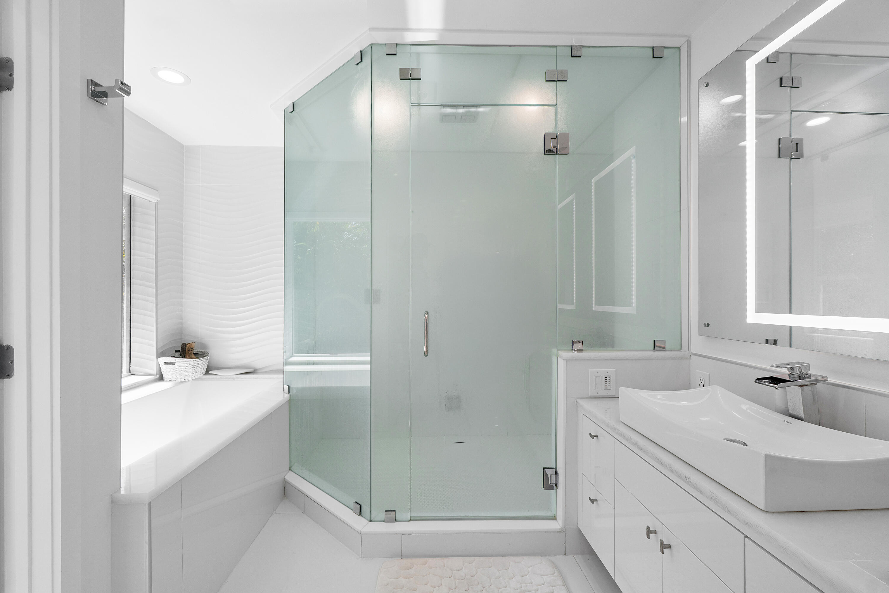 5447 Center Street Jupiter, FL 33458 - Photo 38 of 60 045-5447CenterStreet-Jupiter-FL-33458-FU