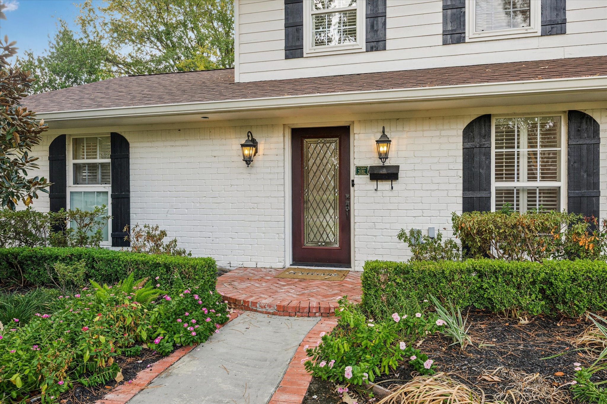 13403 Taylorcrest Road Houston, TX 77079 - Photo 2 of 38 front view of a house