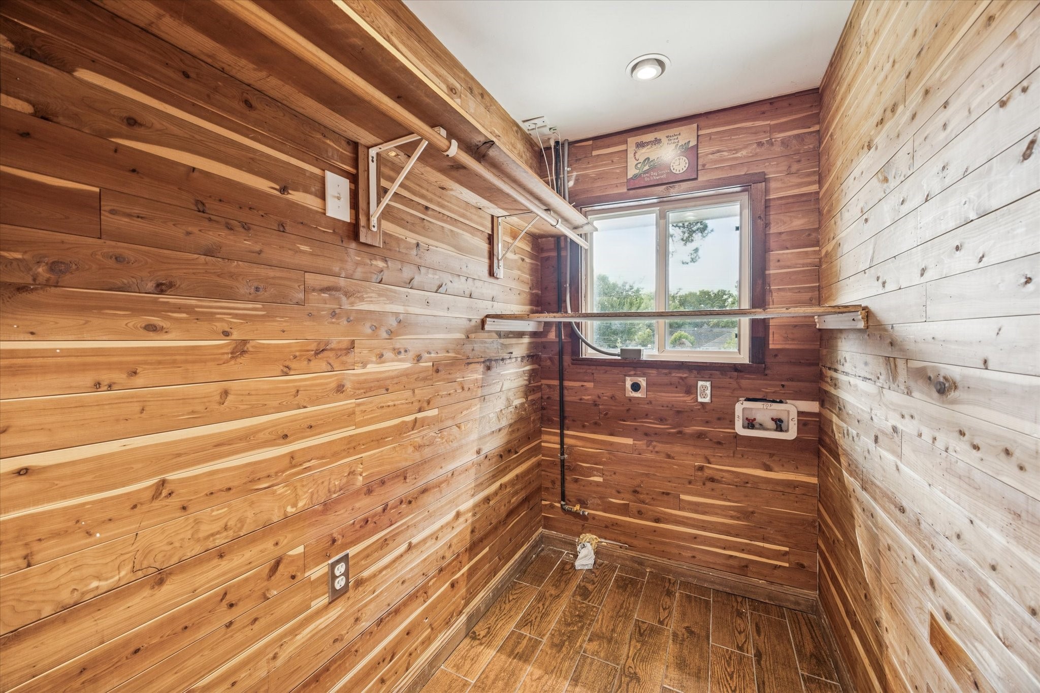 13403 Taylorcrest Road Houston, TX 77079 - Photo 21 of 38 a view of balcony with wooden floor