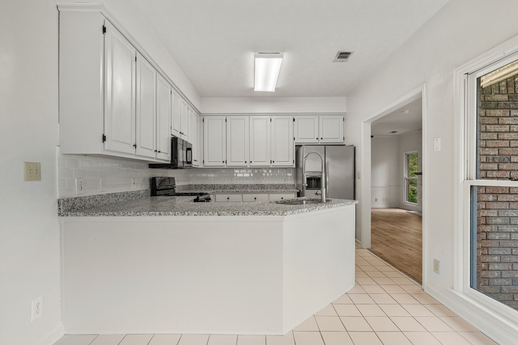 1187 Cloverdale Road Columbus, GA 31904 - Photo 10 of 29