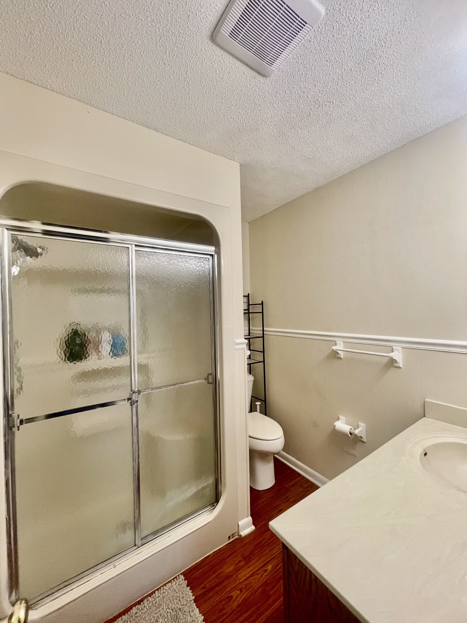 858 Ethridge Red Hill Road Lawrenceburg, TN 38464 - Photo 16 of 46 a bathroom with a toilet and a shower