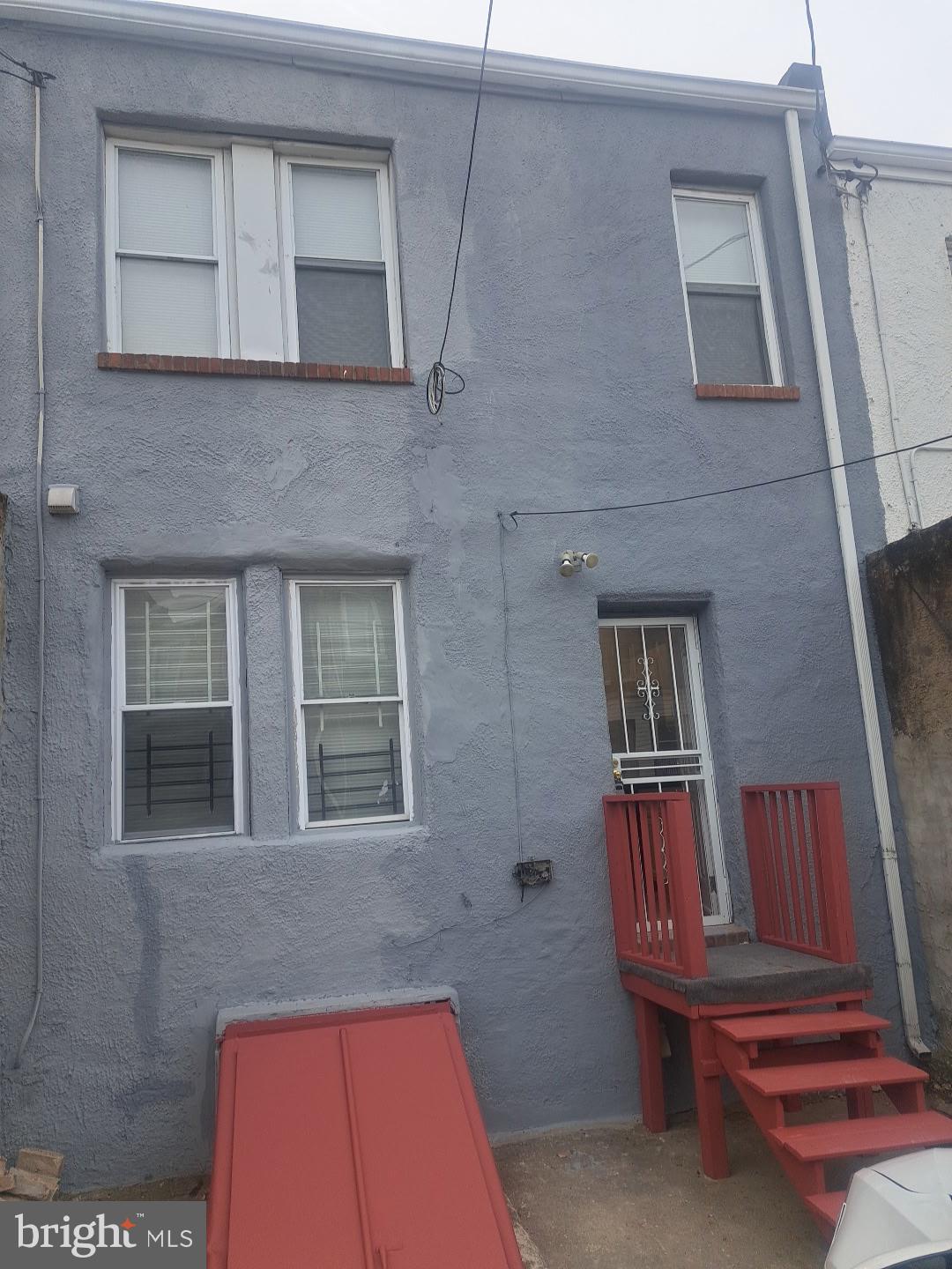 2502 West Franklin St  