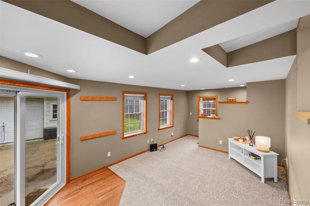 13321 Rosedale Street Southgate, MI 48195 - Photo 12 of 38