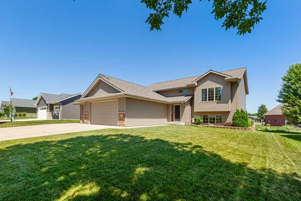 $429,000 | 228 Creekside Drive, Eagle Lake, MN 56024