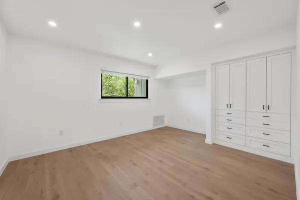 $5,900 | 2607 Pembrook Trail, Austin, TX 78731