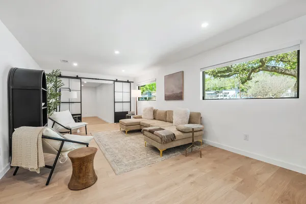 $5,900 | 2607 Pembrook Trail, Austin, TX 78731