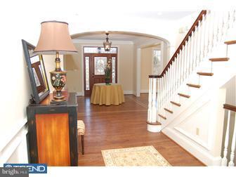 812 Colony Road Bryn Mawr, PA 19010 - Photo 2 of 12 Gallery Image 2