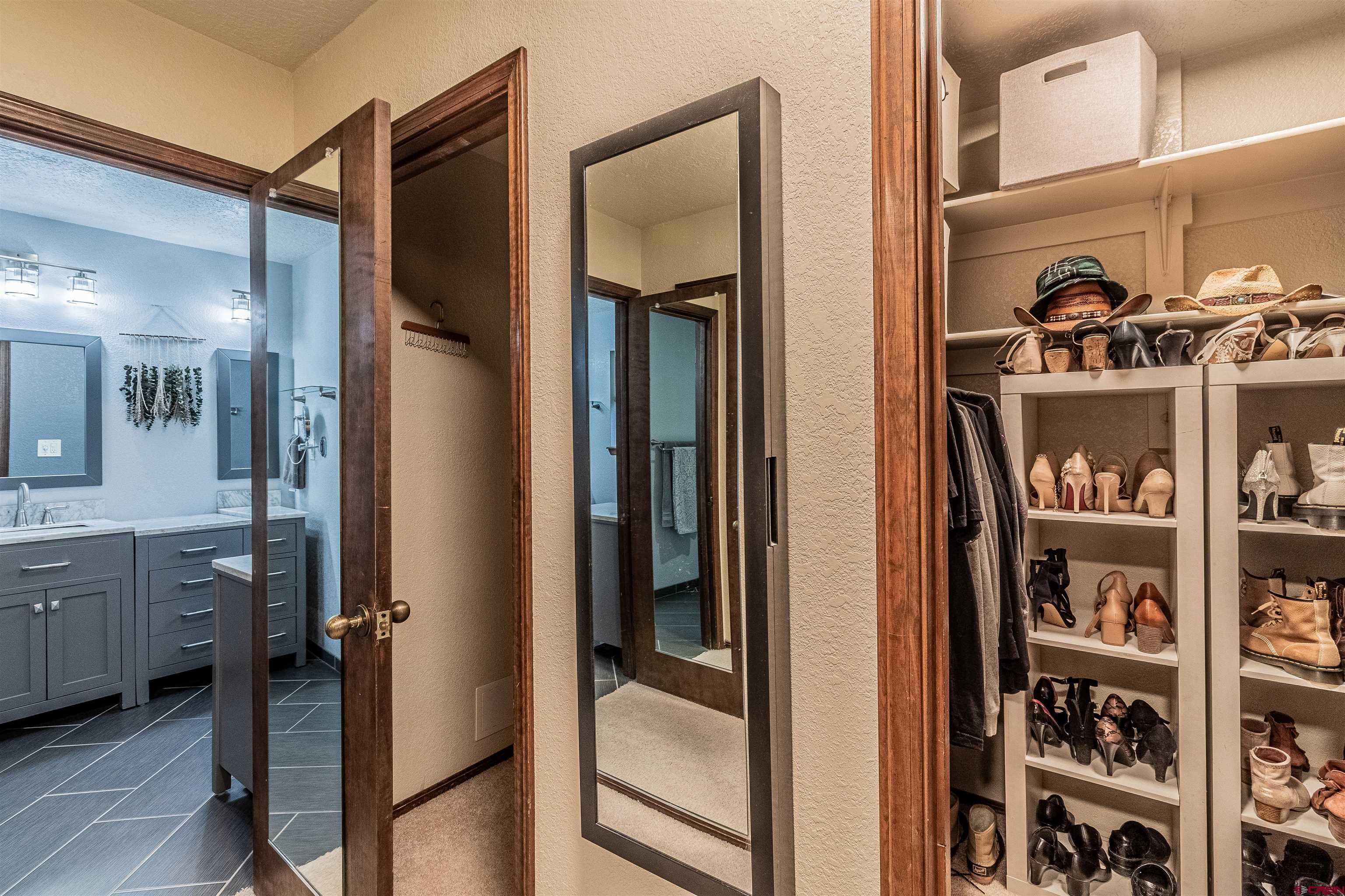 27 Road 3025 Aztec, NM 87410 - Photo 31 of 45 a view of a walk in closet