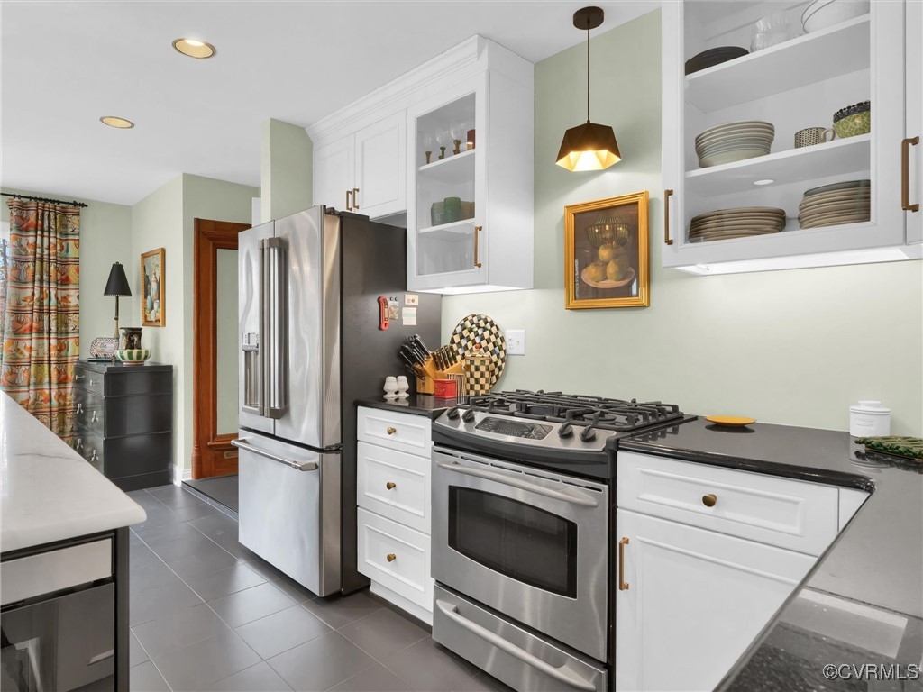 6306 West Branch Road Midlothian, VA 23112 - Photo 15 of 50 Stainless steel appliances