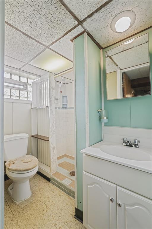 1027 Glass Run Road Pittsburgh, PA 15236 - Photo 18 of 24 a bathroom with a sink toilet and shower