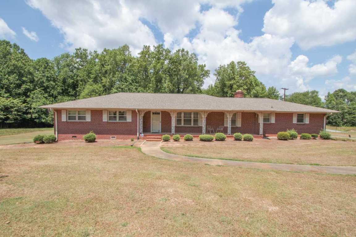 225 Warwick Street Anderson, SC 29621 - Photo 9 of 16