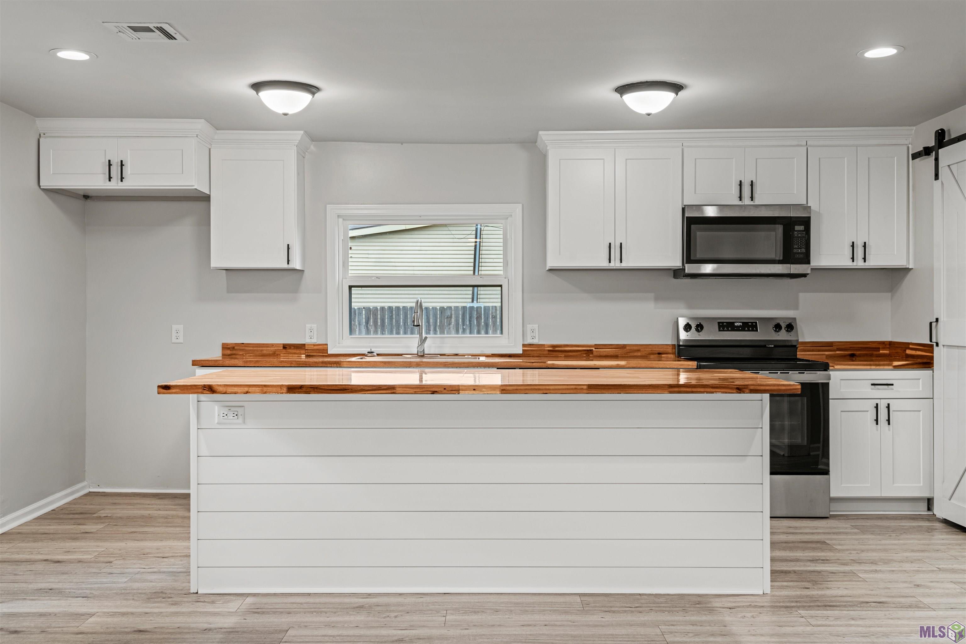 142 Millenium Avenue Houma, LA 70364 - Photo 2 of 19