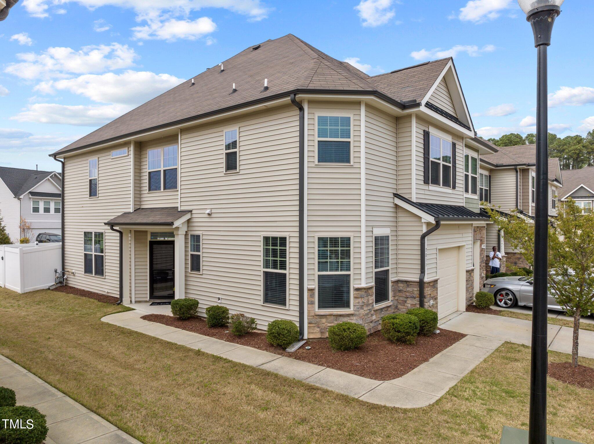 7811 Elmshire Way Raleigh, NC 27616 - Photo 4 of 51 16-web-or-mls-DJI_0996