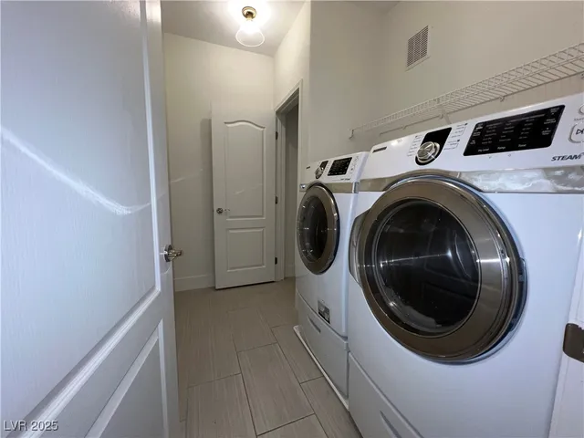 $1,686 | 1705 King James Street, Unit 203, Las Vegas, NV 89144