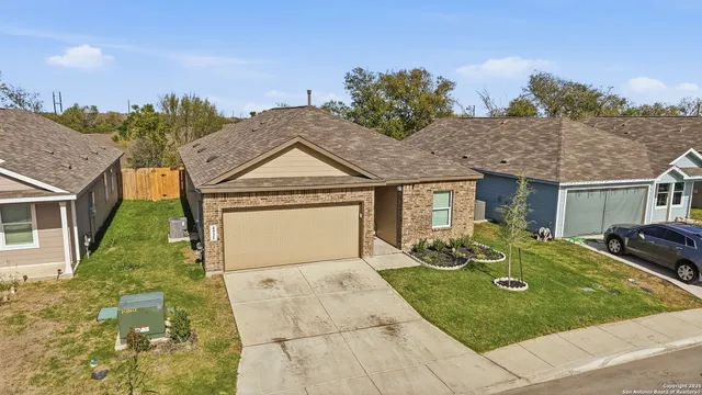 front view of house with a yard