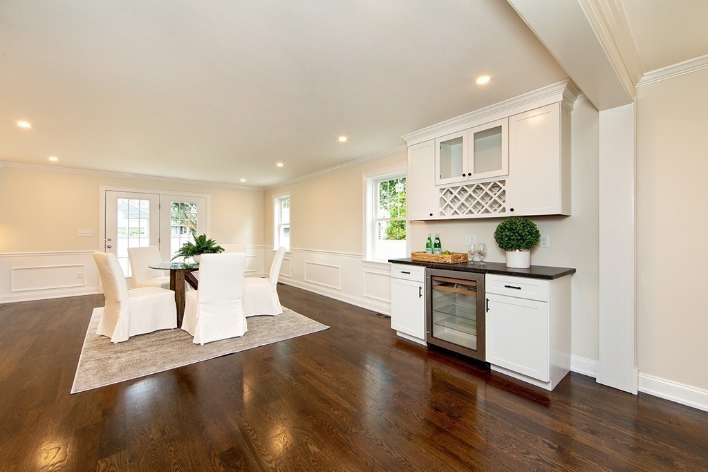 36 Charlotte Road Waltham, MA 02453 - Photo 8 of 22 Gallery Image 8