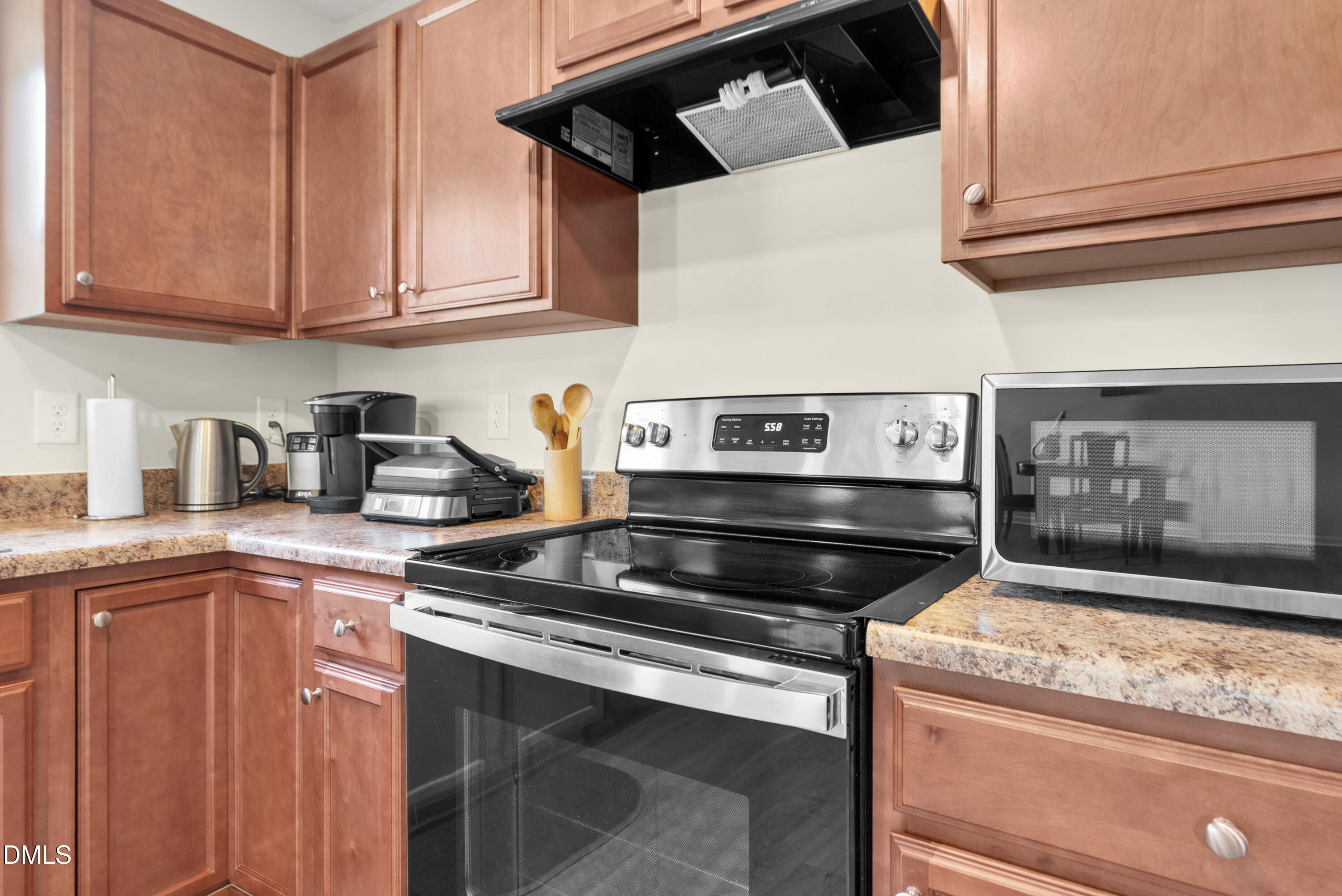 4108 Lady Slipper Lane Durham, NC 27704 - Photo 13 of 31 4108 Lady Slipper Drive-29