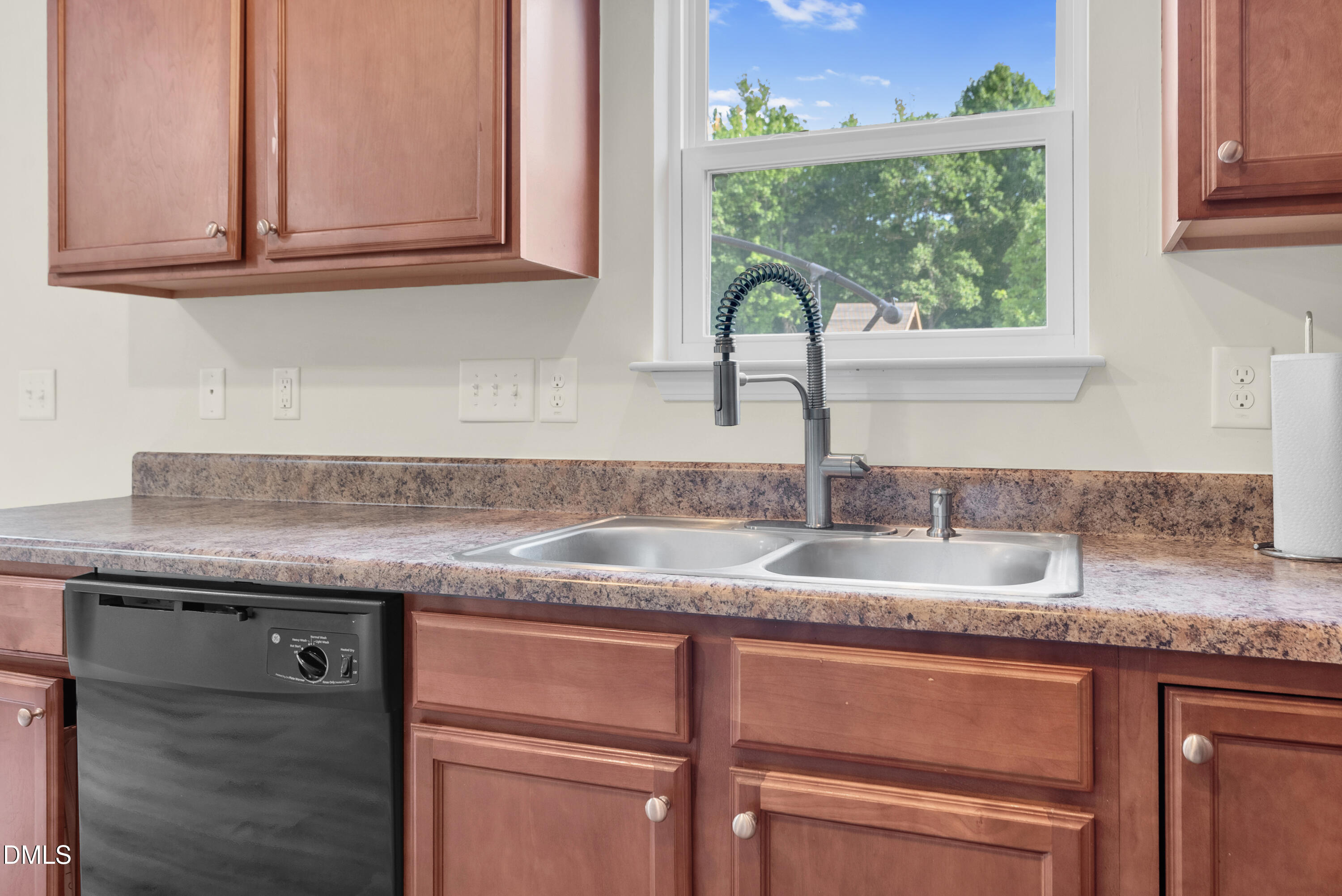 4108 Lady Slipper Lane Durham, NC 27704 - Photo 14 of 31 4108 Lady Slipper Drive-30