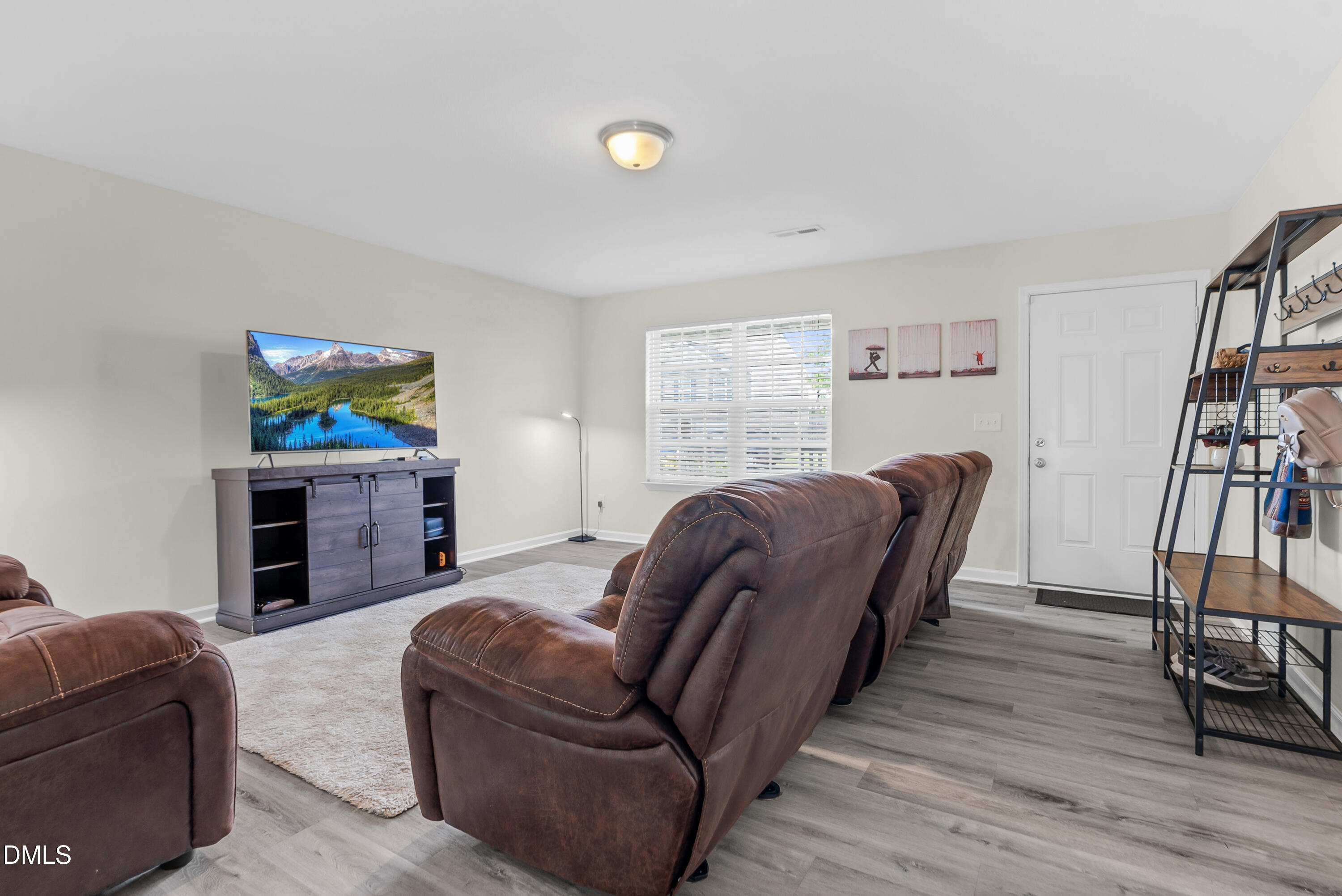 4108 Lady Slipper Lane Durham, NC 27704 - Photo 5 of 31 4108 Lady Slipper Drive-12