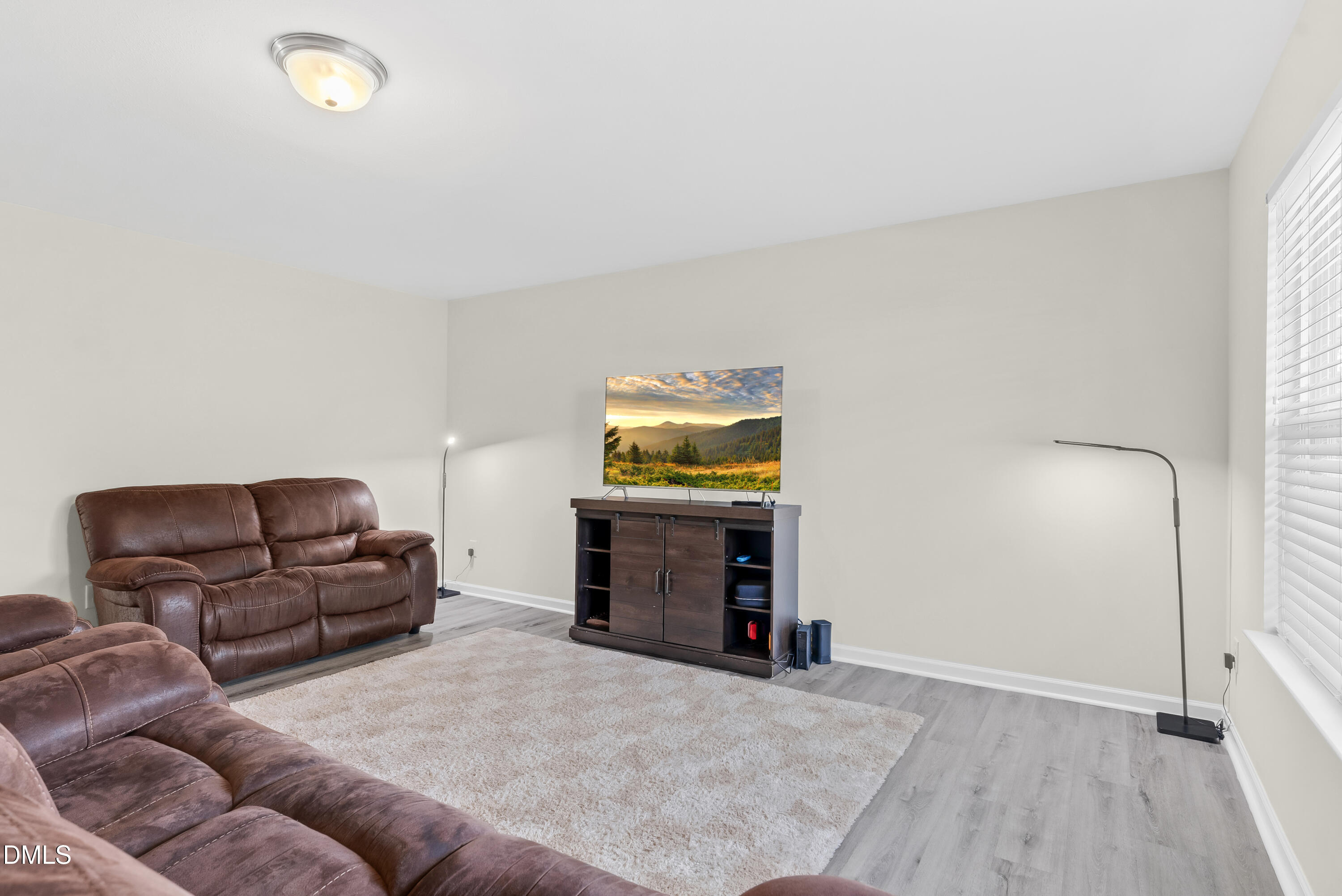 4108 Lady Slipper Lane Durham, NC 27704 - Photo 6 of 31 4108 Lady Slipper Drive-15