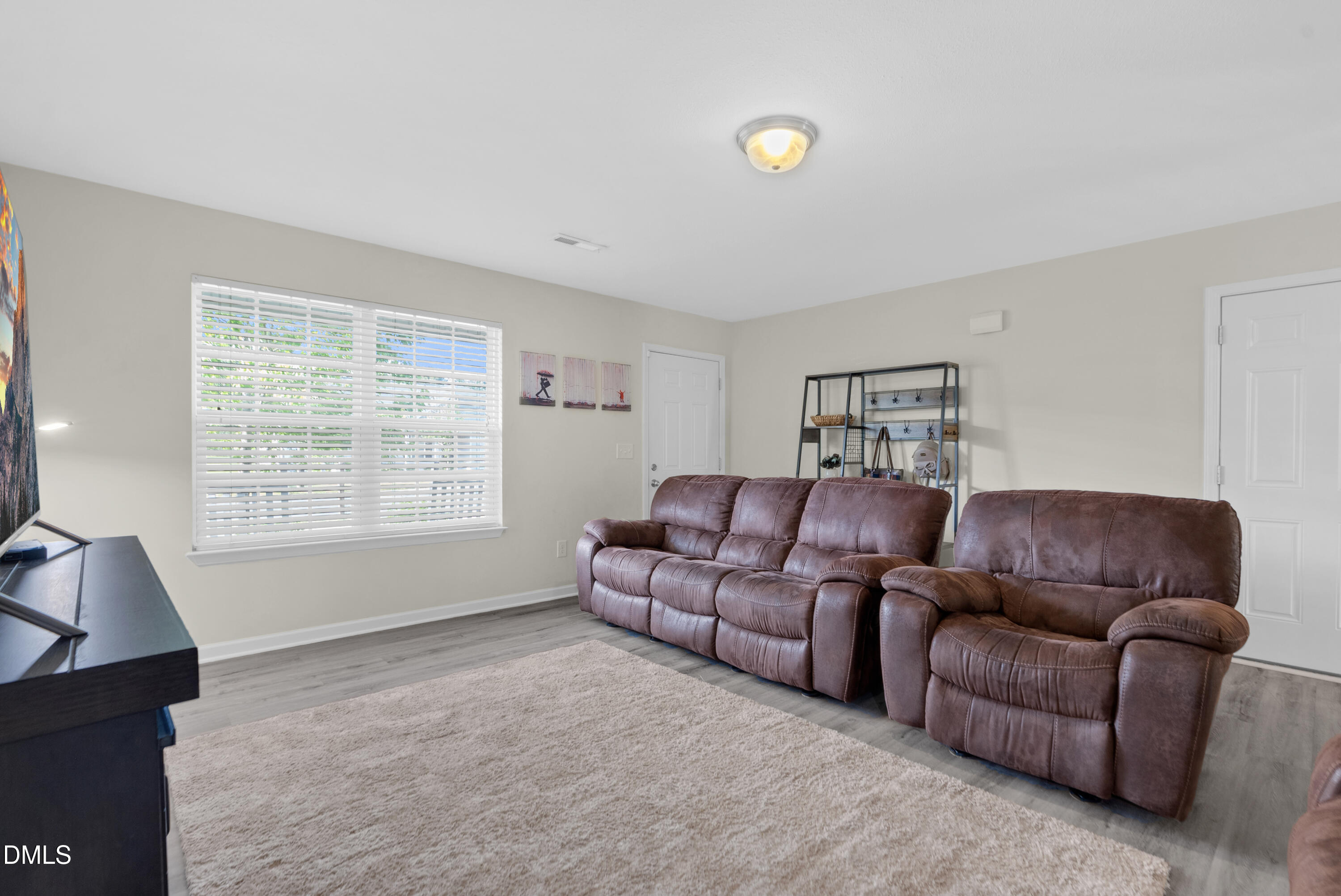 4108 Lady Slipper Lane Durham, NC 27704 - Photo 7 of 31 4108 Lady Slipper Drive-16