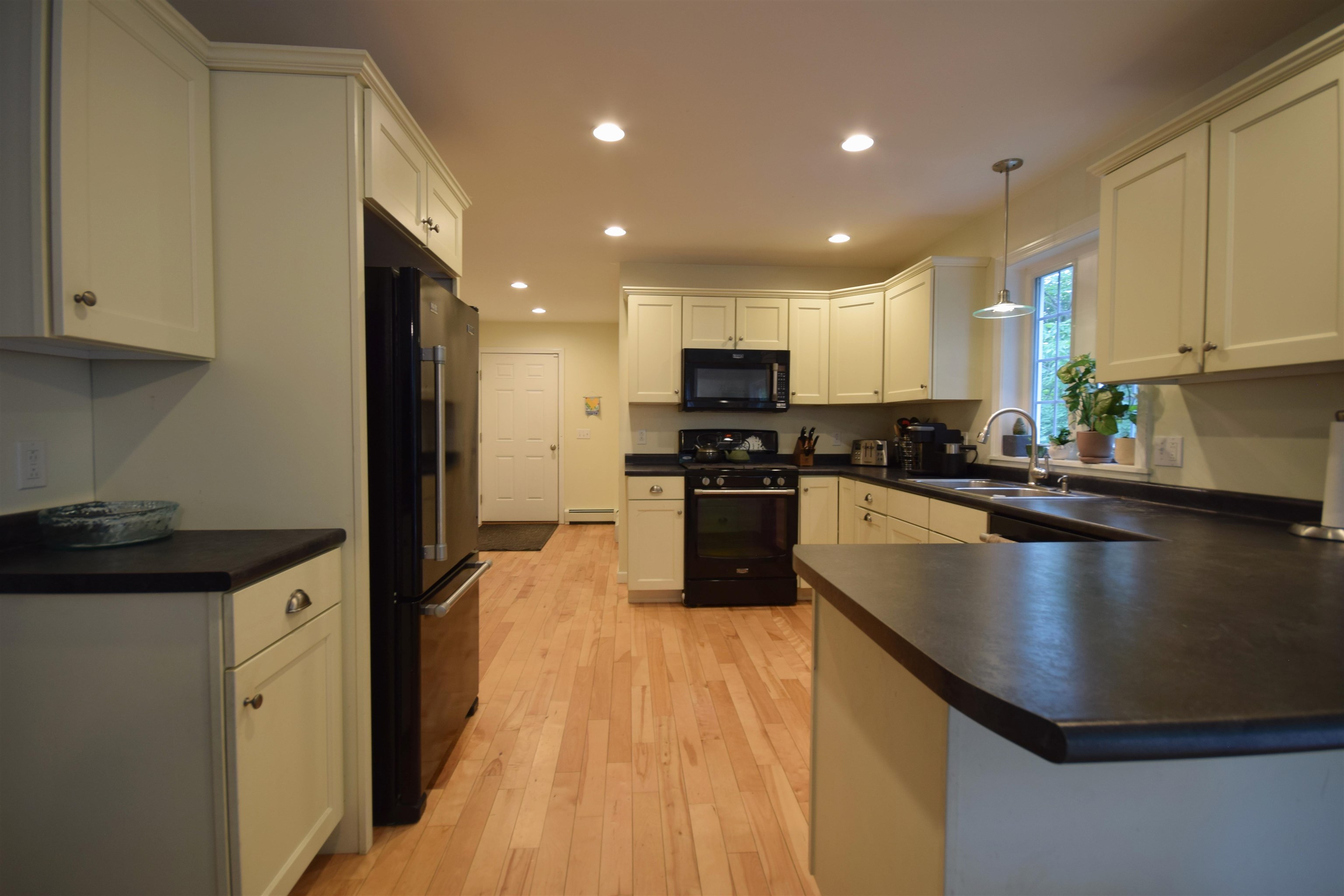 12 Maple Ridge Road Underhill, VT 05489 - Photo 3 of 33 Gallery Image 3
