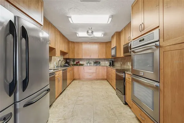 $649,500 | 186 Windward Drive, Osprey, FL 34229