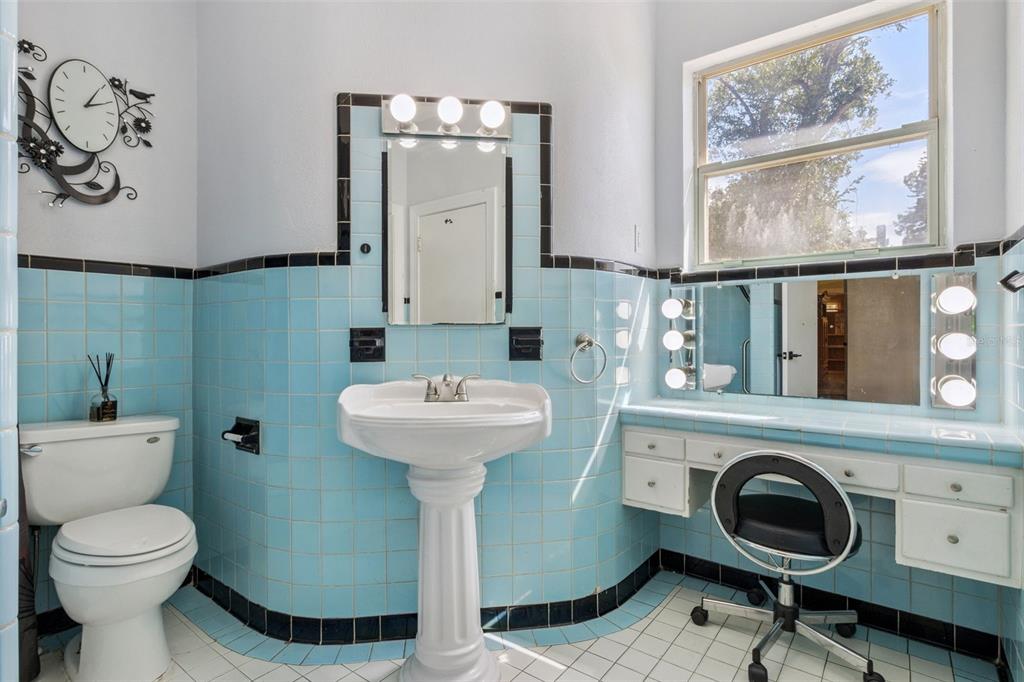 3016 North Albany Avenue Tampa, FL 33607 - Photo 16 of 37