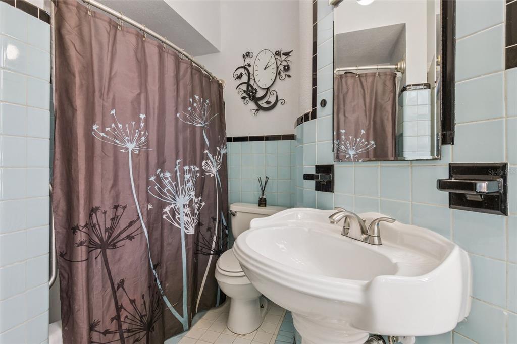 3016 North Albany Avenue Tampa, FL 33607 - Photo 19 of 37