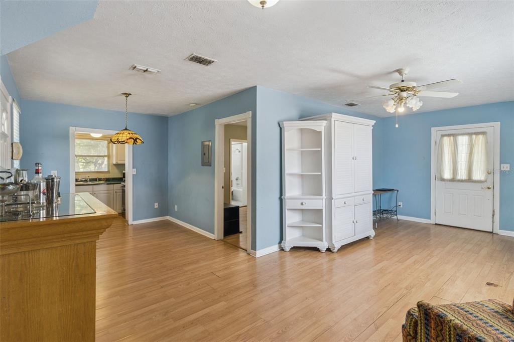 3016 North Albany Avenue Tampa, FL 33607 - Photo 22 of 37