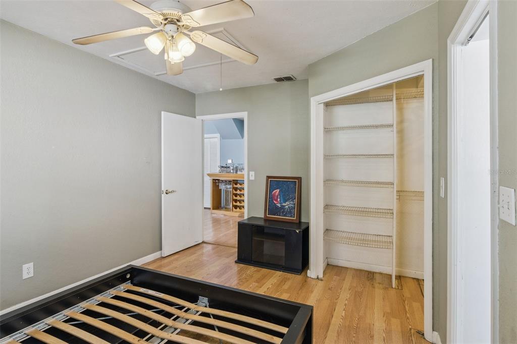 3016 North Albany Avenue Tampa, FL 33607 - Photo 27 of 37