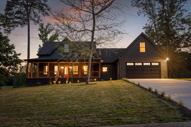 $735,000 | 230 Clubhouse Drive, Jasper, TN 37347