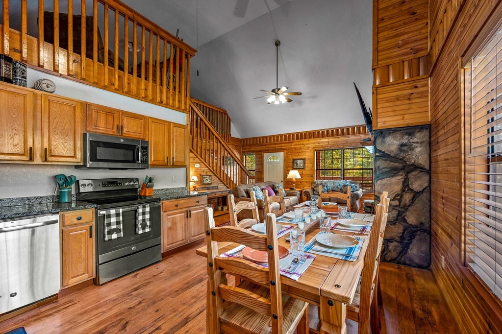 116 Mountain Retreat Road Townsend, TN 37882 - Photo 8 of 69 Gallery Image 8