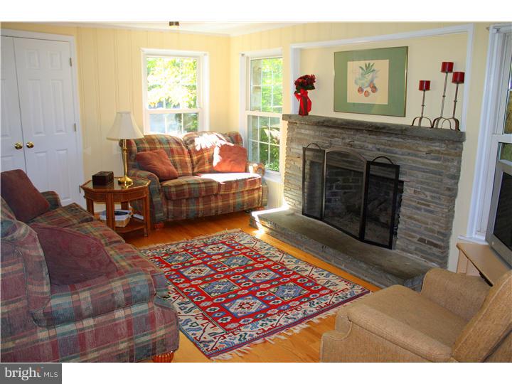 1 Briar Road Wayne, PA 19087 - Photo 12 of 25 Family Room