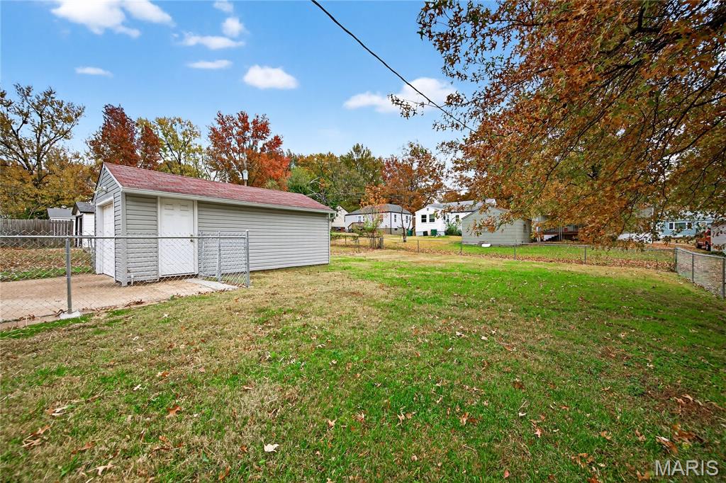 2000 Falcon Drive St. Louis, MO 63133 - Photo 20 of 25