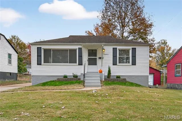 $154,000 | 2000 Falcon Drive, St. Louis, MO 63133