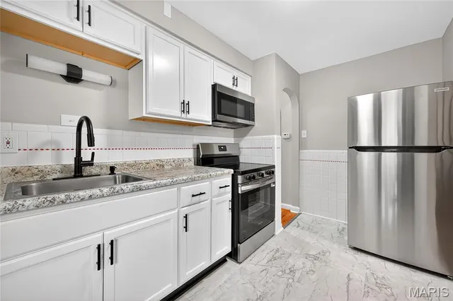 $154,000 | 2000 Falcon Drive, St. Louis, MO 63133