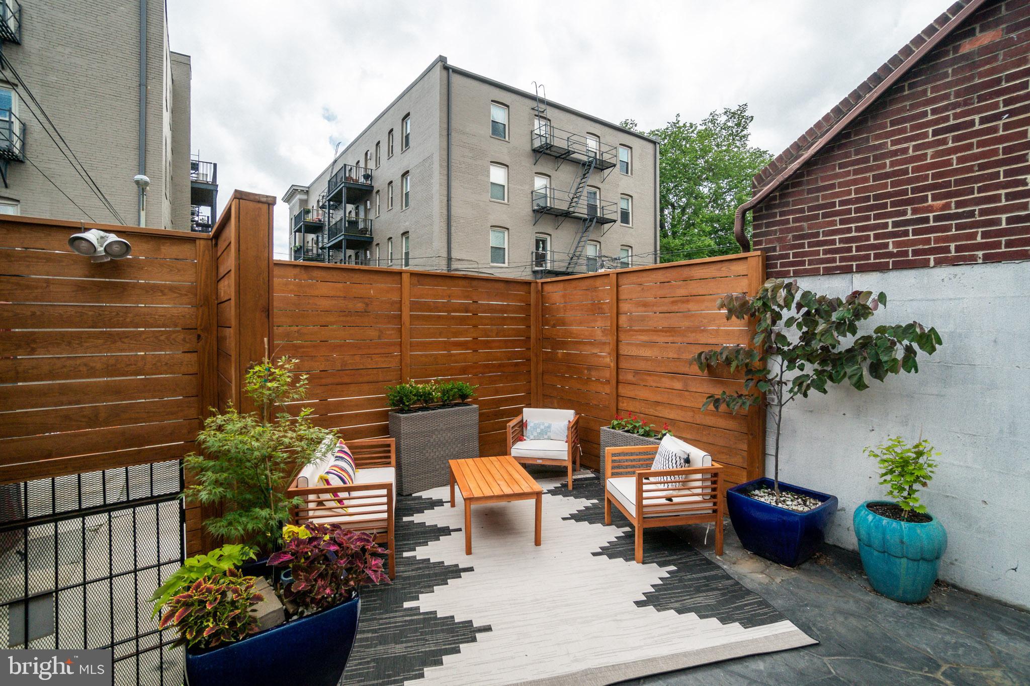 1806 Kalorama Road Northwest, Unit 2 Washington, DC 20009 - Photo 12 of 25