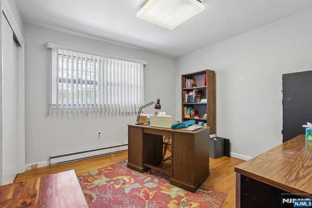 270 Midwood Road Paramus, NJ 07652 - Photo 10 of 17