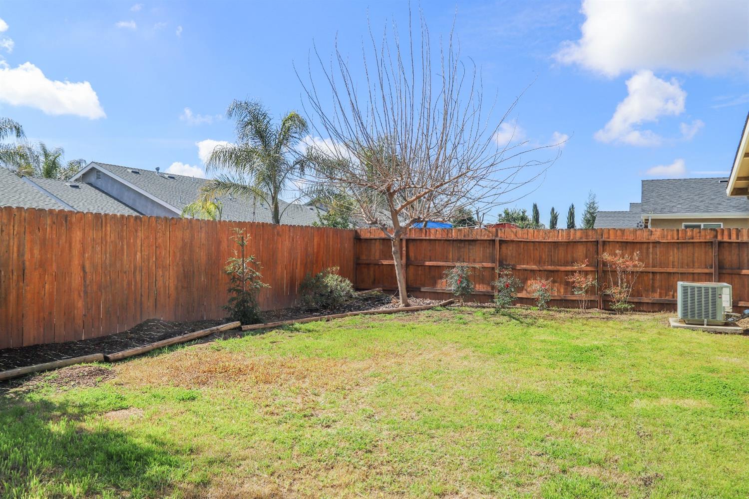 433 East Carpenter Avenue Reedley, CA 93654 - Photo 22 of 22 Gallery Image 22