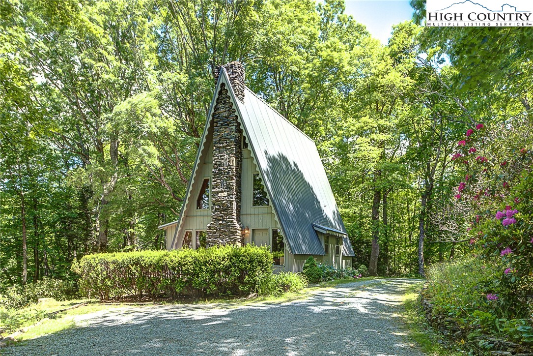 353 Coffey Knob Road Boone, NC 28607 - Photo 3 of 21 Gallery Image 3