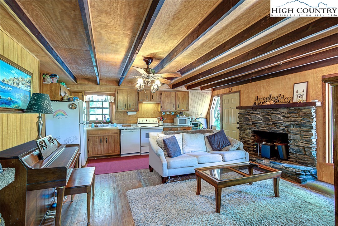 353 Coffey Knob Road Boone, NC 28607 - Photo 10 of 21 Gallery Image 10
