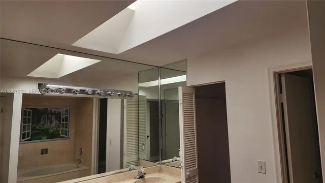 $3,750 | 10628 Southwest 118th Place, Unit 10628, Miami, FL 33186