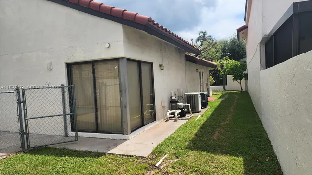 $3,750 | 10628 Southwest 118th Place, Unit 10628, Miami, FL 33186