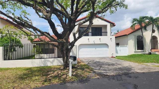 $3,750 | 10628 Southwest 118th Place, Unit 10628, Miami, FL 33186