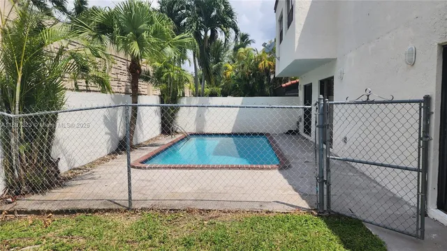 $3,900 | 10628 Southwest 118th Place, Unit 10628, Miami, FL 33186